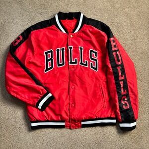 Ultra Game Chicago Bulls NBA Satin Bomber Jacket Men's Medium Red Sportswear